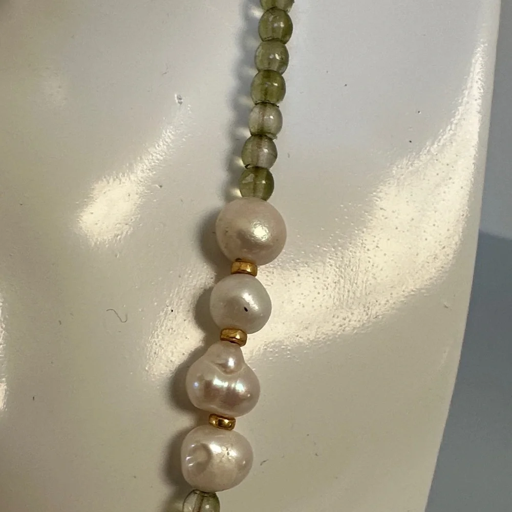 Freshwater Pearl and Green Beaded Necklace with Gold Accents